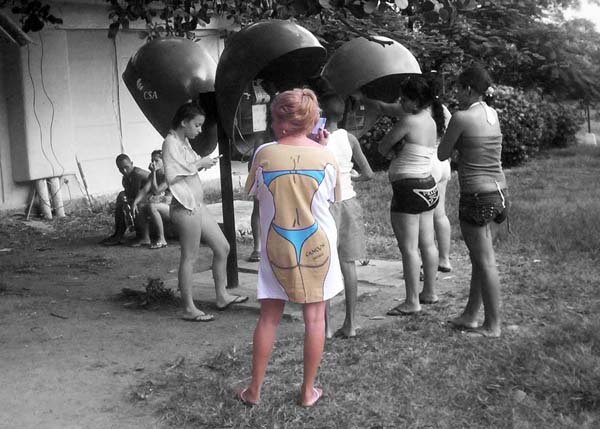 Fotos curiosas en calles cubanas. Foto Abel Rojas