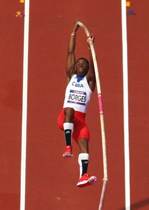 Lázaro Borges no clasificó a la final del salto con pértiga (garrocha) de los XXX Juegos Olímpicos Londres 2012. Foto: Quinn Rooney. Lázaro Borges no clasificó a la final del salto con pértiga (garrocha) de los XXX Juegos Olímpicos Londres 2012. Foto: Quinn Rooney.