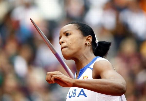 La jabalinista cubana Yainelis Ribeaux en los XXX Juegos Olímpicos Londres 2012. Foto: Kerim Okten. La jabalinista cubana Yainelis Ribeaux en los XXX Juegos Olímpicos Londres 2012. Foto: Kerim Okten.