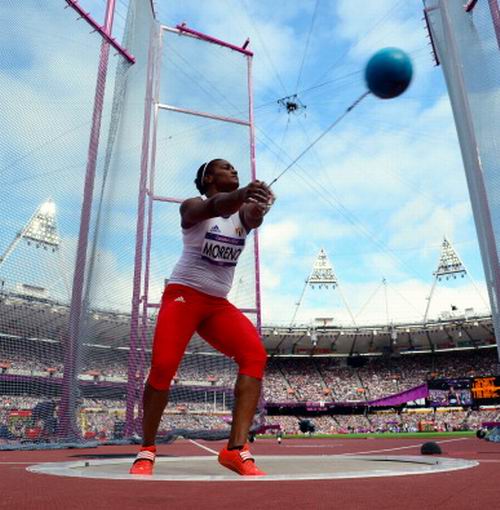 Yipsi Moreno con disparo (74.69) termina sexta en la final del martillo en los XXX Juegos Olímpicos de Londres 2012. Foto: Stu Forster. Yipsi Moreno con disparo (74.69) termina sexta en la final del martillo en los XXX Juegos Olímpicos de Londres 2012. Foto: Stu Forster.
