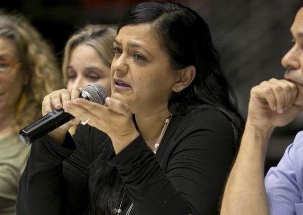 Clarisa, hija de Oscar L�pez