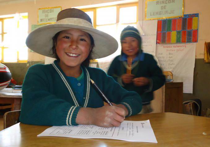 Bolivia segundo lugar en educación en Sudamérica