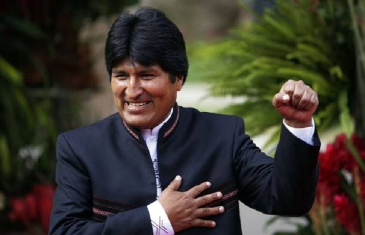 280 representantes juveniles respaldaron con fuerte ovación la continuidad del Proceso de Cambio boliviano con su líder, Evo Morales. Foto: radiorebelde
