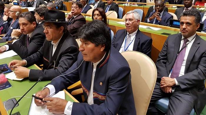 Evo Morales irá a La Haya Evo Morales irá a La Haya