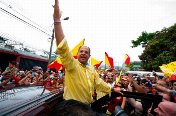 Gana Luis Guillermo Solís elecciones en Costa Rica 
