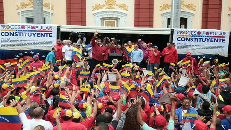 La Asamblea Nacional Constituyente estará integrada por 364 miembros escogidos territorialmente