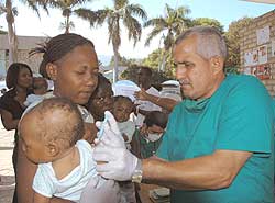 Colaboradores cubanos en Hait�