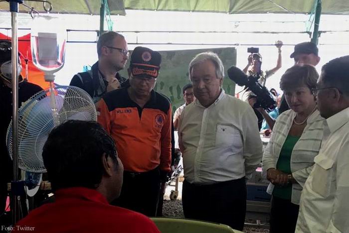 Secretario General de la ONU visita lugar del sismo en Indonesia