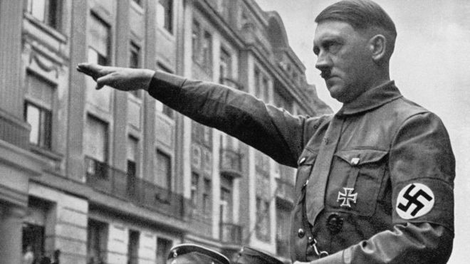 Un pueblo, una nación, un líder y la propaganda (+Fotos)