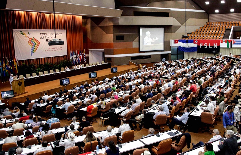 A Cuba y a Fidel, ni la muerte los separa