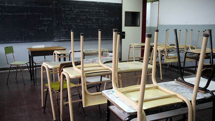 Educadores bonaerenses anuncian paro en Argentina