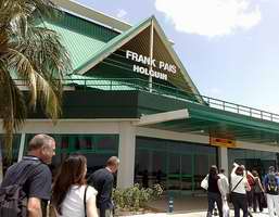 Aeropuerto de Holgu&iacute;n "Frank Pa&iacute;s"