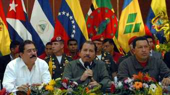 Manuel Zelaya, Daniel Ortega y Hugo Chávez Cumbre extraordinaria del ALBA en Nicaragua