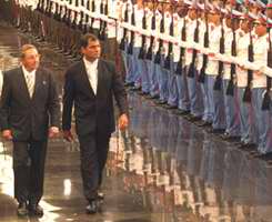 Raul recibe a Correa