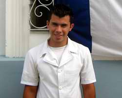 Darwin Abel Oseguera Ochoa , estudiante de Honduras
