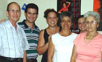 Manuel Montero, Alfredo V&aacute;zquez, Mabel Pe&ntilde;a, Osana Osoria, Liannis Mateu y Margarita Torres (I-D)