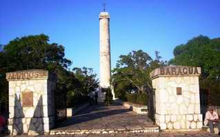 Mausoleo Mangos de Baragu�. Foto: Carlos Sanabia