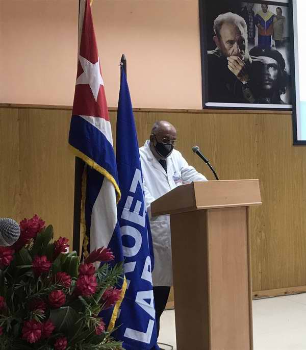 Distinguen al Instituto de Oncología y Radiobiología con Bandera Proeza Laboral Distinguen al Instituto de Oncología y Radiobiología con Bandera Proeza Laboral