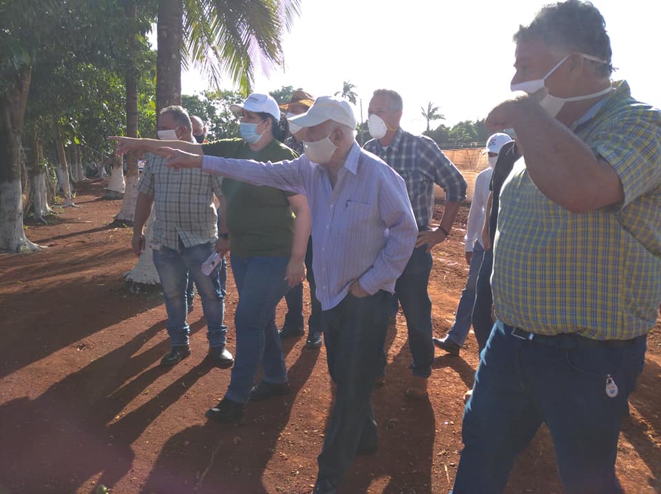 Recorre Machado Ventura formas productivas de Artemisa