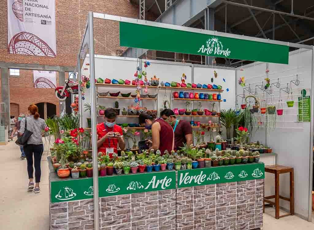 Comienza en La Habana Feria Nacional de Artesanía 2020. Fotos: Sergei Montalvo Aróstegui