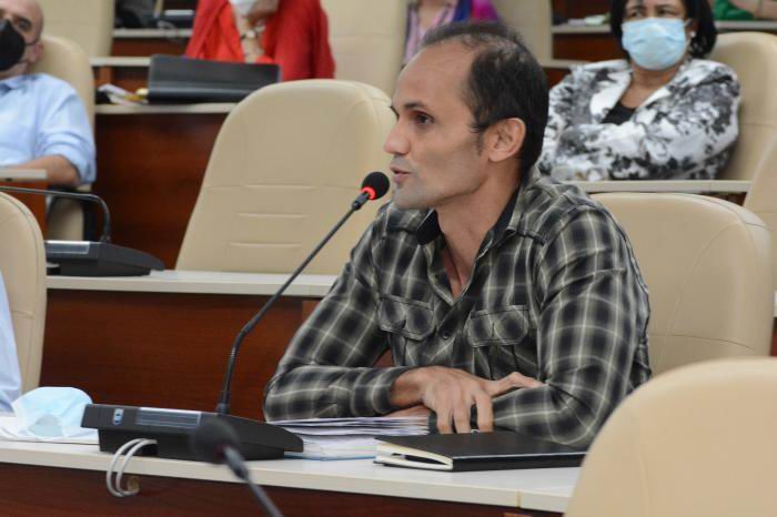 Díaz-Canel sostuvo este lunes en el Palacio de la Revolución un encuentro con miembros de la Academia de Ciencias de Cuba y jóvenes asociados a ella