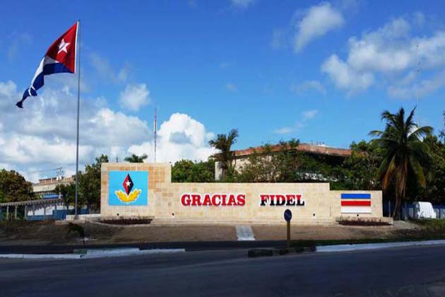 En Santa Clara: Cantata por Fidel (+Audio)