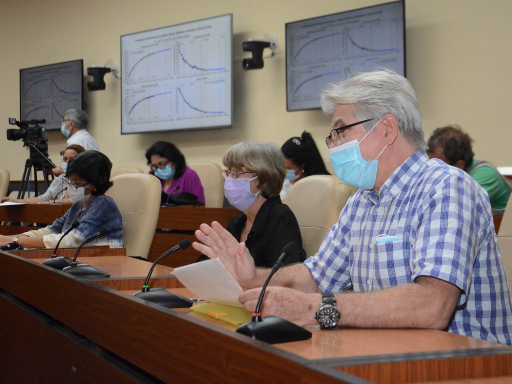 Dr. Raúl Guinovart Díaz, decano de la Facultad de Matemáticas de la Universidad de La Habana