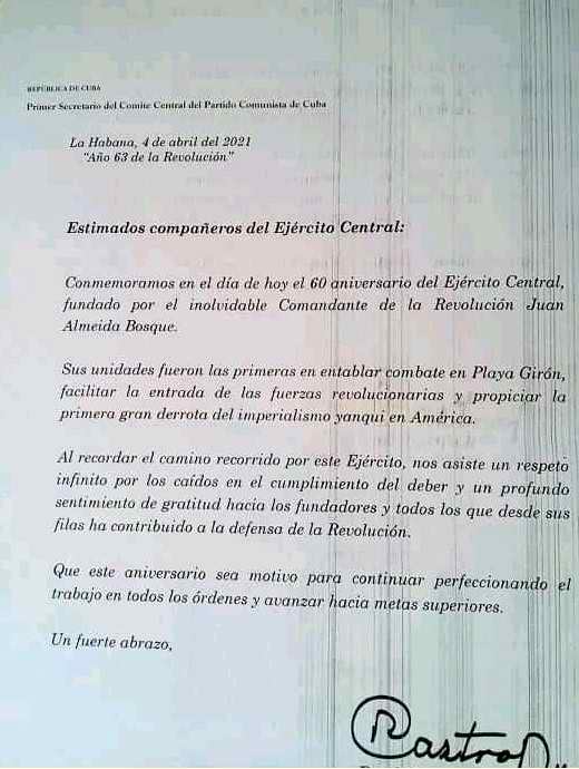 Envía Raúl mensaje de felicitación al Ejército Central en su aniversario 60