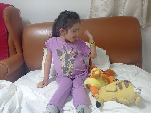 Chapeando Bajito: Aurora, la niña uruguaya que también sufre los efectos del bloqueo (+Podcast)