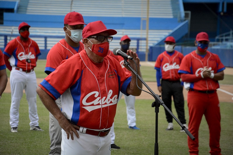 Díaz-Canel en encuentro con equipo de béisbol de Cuba: ¨Les deseamos el éxito y la victoria¨