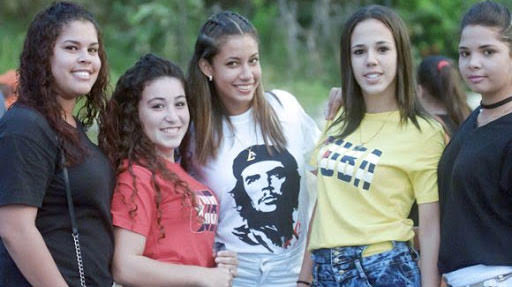 Federación de Mujeres Cubanas anuncia actividades por su aniversario 61
