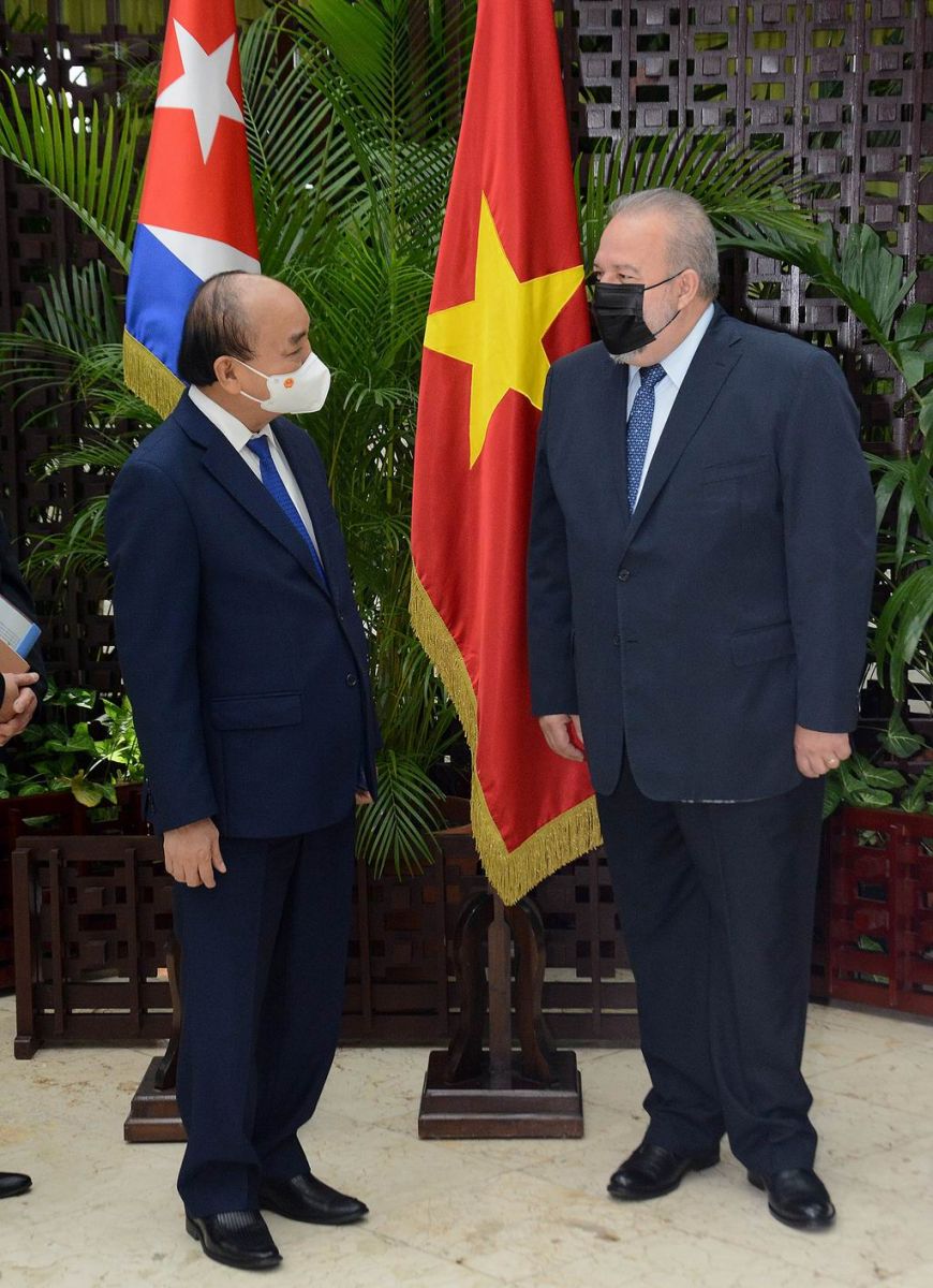 Cuba agradece su presencia en tiempos tan difíciles, fueron las primeras palabras de bienvenida que ofreció el Primer Ministro Manuel Marrero Cruz al Presidente de la República Socialista de Vietnam Nguyen Xuan Phuc, quien realiza una visita oficial a la isla caribeña