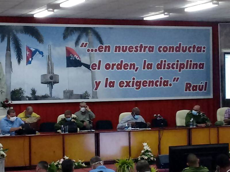 El Vicepresidente de la República de Cuba Salvador Valdés Mesa preside en Villa Clara una reunión de trabajo para evaluar el programa agroalimentario
