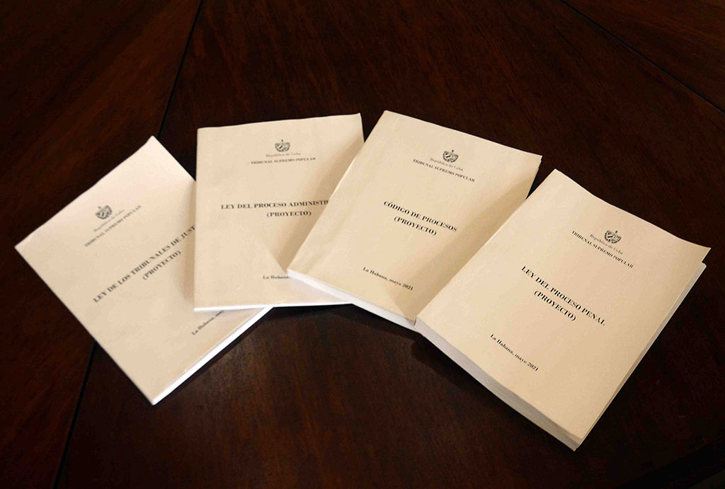 Analizarán anteproyectos de leyes en Cuba