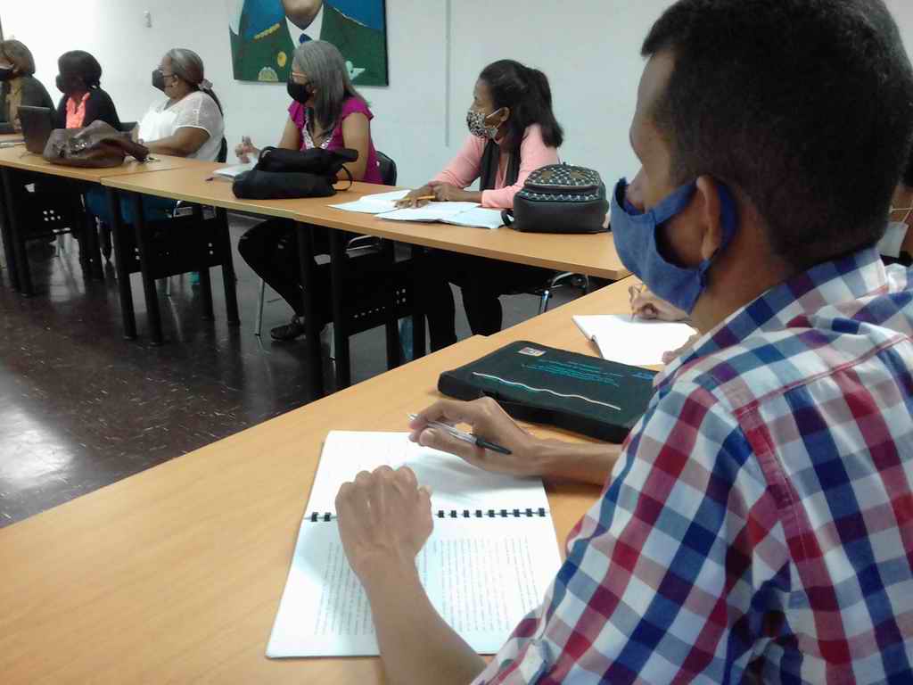 Cubanos en Venezuela mejoran procesos educativos (+Audio)