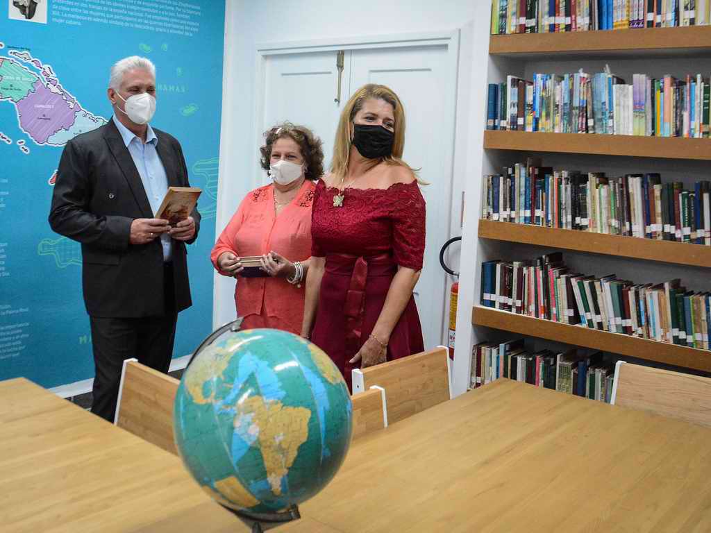 Celebran aniversarios de la AHS y la Biblioteca Nacional José Martí 