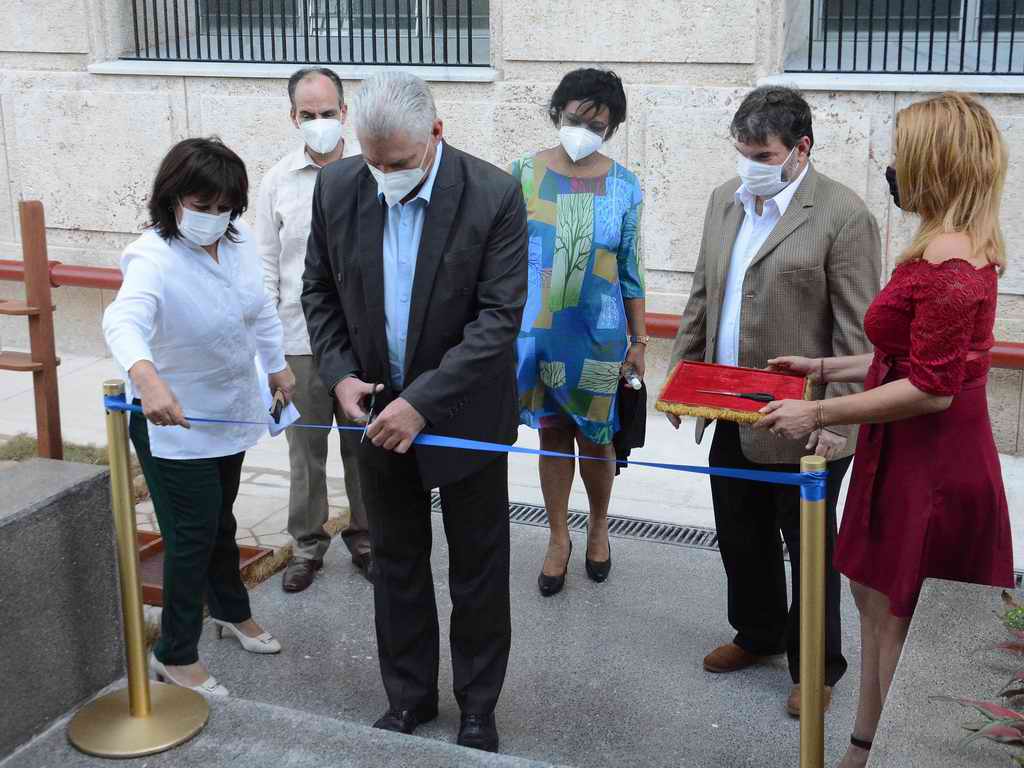 Celebran aniversarios de la AHS y la Biblioteca Nacional José Martí 