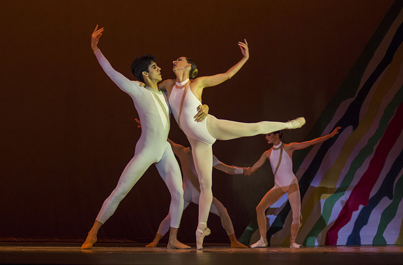 Regalazo del Ballet Nacional de Cuba a los parlamentarios cubanos