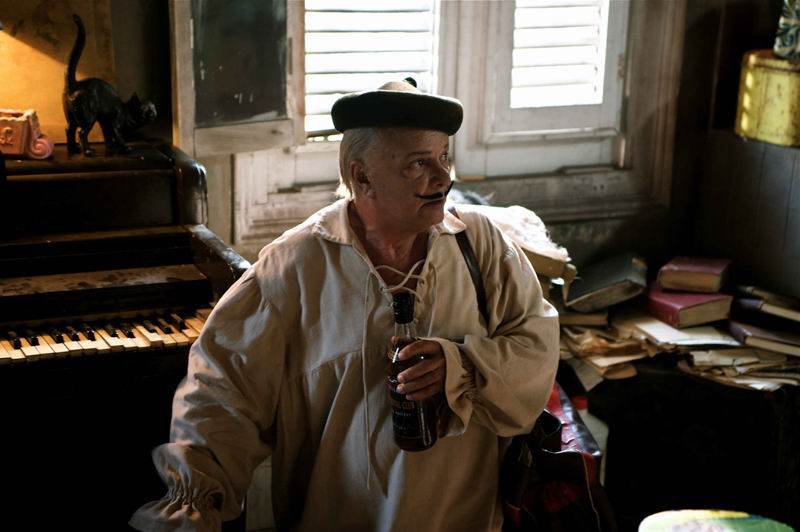 Enrique Molina en el filme Esther en alguna parte