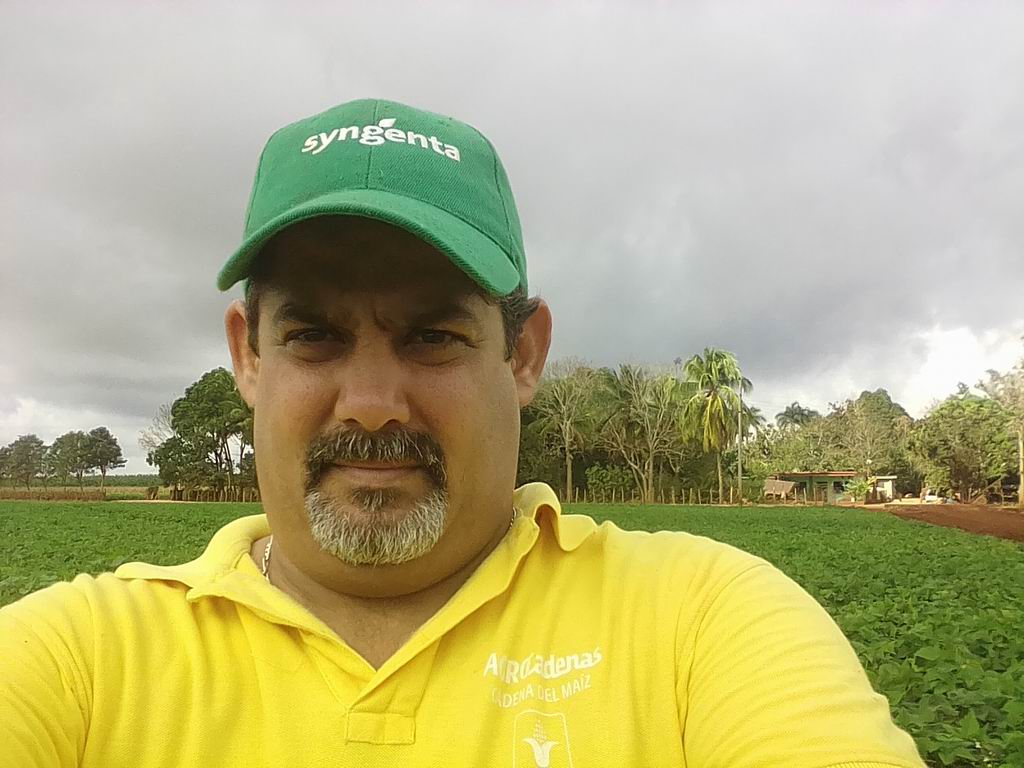 Jefe de departamento de cultivos varios del Ministerio de la Agricultura, Yojan Gracia Rodas