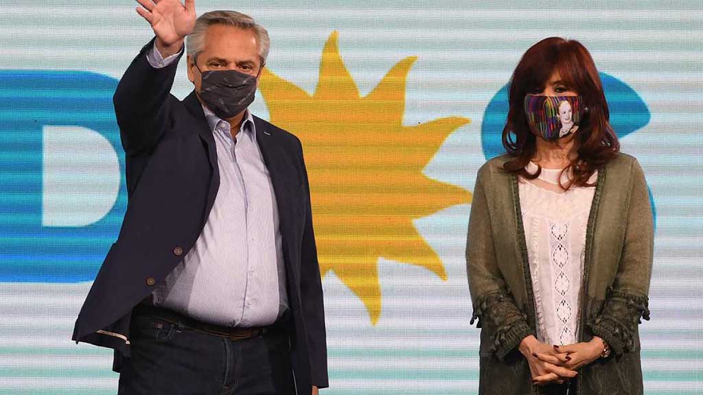 Defiende Cristina Fernández cambio de rumbo en coalición gobernante argentina