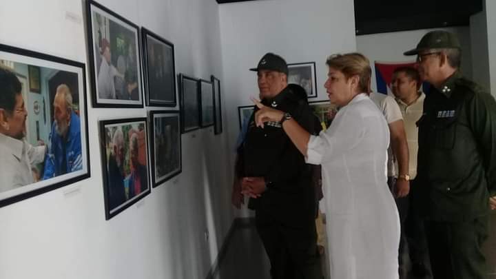 Exposición personal del fotógrafo Alex Castro, Fidel Castro, un retrato íntimo.