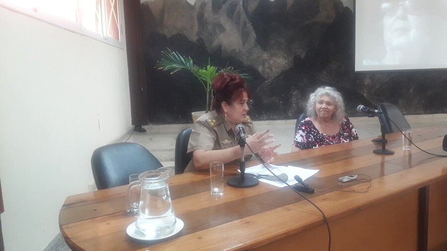 FMC sostiene encuentro con jóvenes del servicio militar voluntario femenino