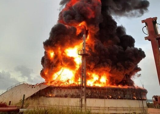 Sofocan incendio de gran magnitud en Matanzas