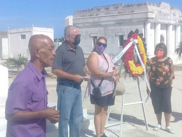 Brigada puertorriqueña de solidaridad con Cuba visita Granma