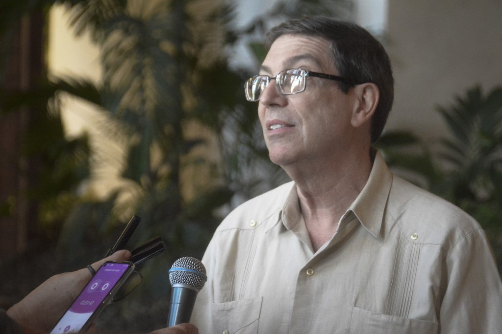 El titular del MINREX evaluó la estrategia de ciencia e innovación en la diplomacia cubana El titular del MINREX evaluó la estrategia de ciencia e innovación en la diplomacia cubana