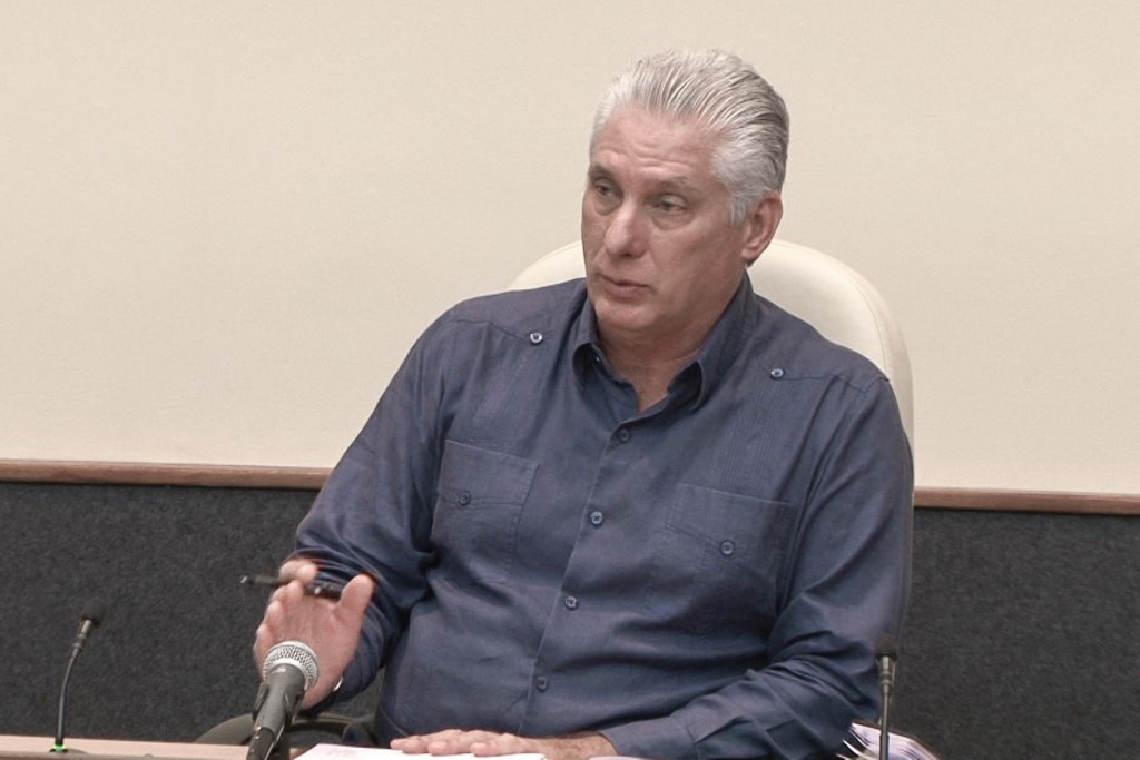 El Presidente Díaz-Canel consideró hacer una investigación profunda en todas las carreras  El Presidente Díaz-Canel consideró hacer una investigación profunda en todas las carreras