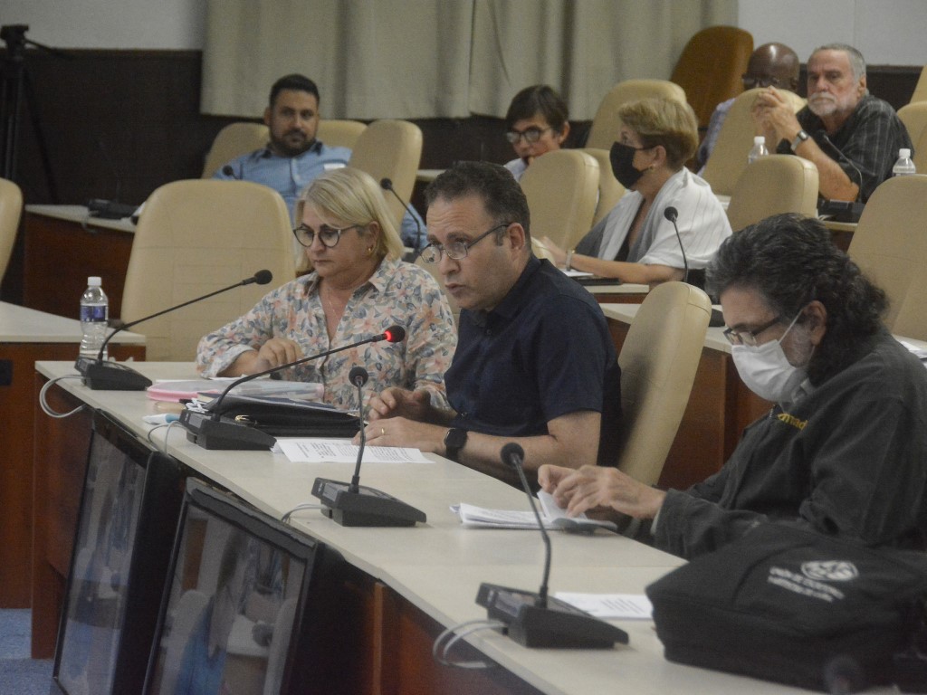 Mantener vivo el Congreso de la UNEAC Mantener vivo el Congreso de la UNEAC