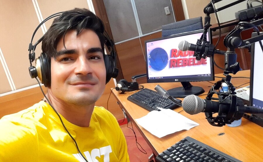 Leyber Gómez en Radio Rebelde