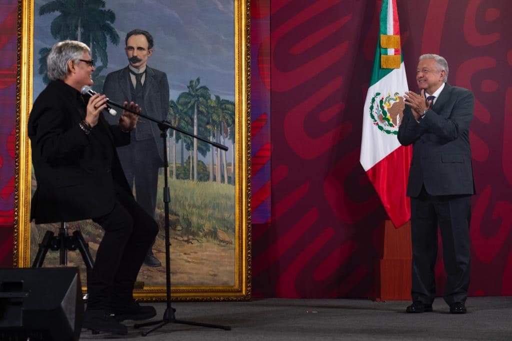 López Obrador celebra con el cantautor Amaury Pérez el 26 de julio en homenaje a Cuba (+ Video)